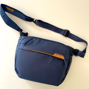 Peak Design Everyday Sling Photo Bag - NWOT